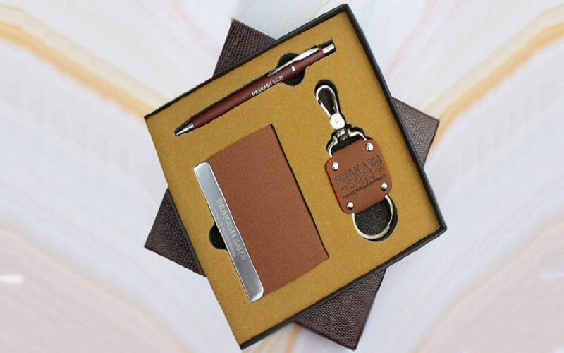 Curated corporate gift hampers for festive and client gifting